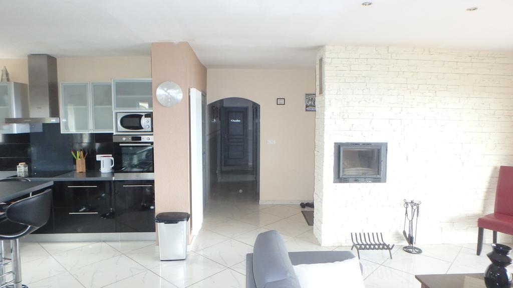 Villa Confina Villanova Ngoại thất bức ảnh